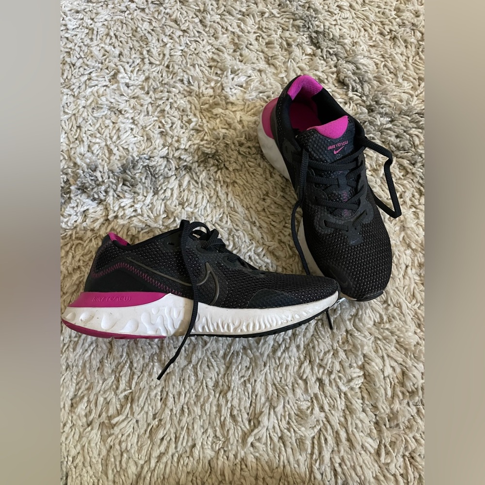 Nike Renew Run Women Running Shoes - Picture 3 of 5
